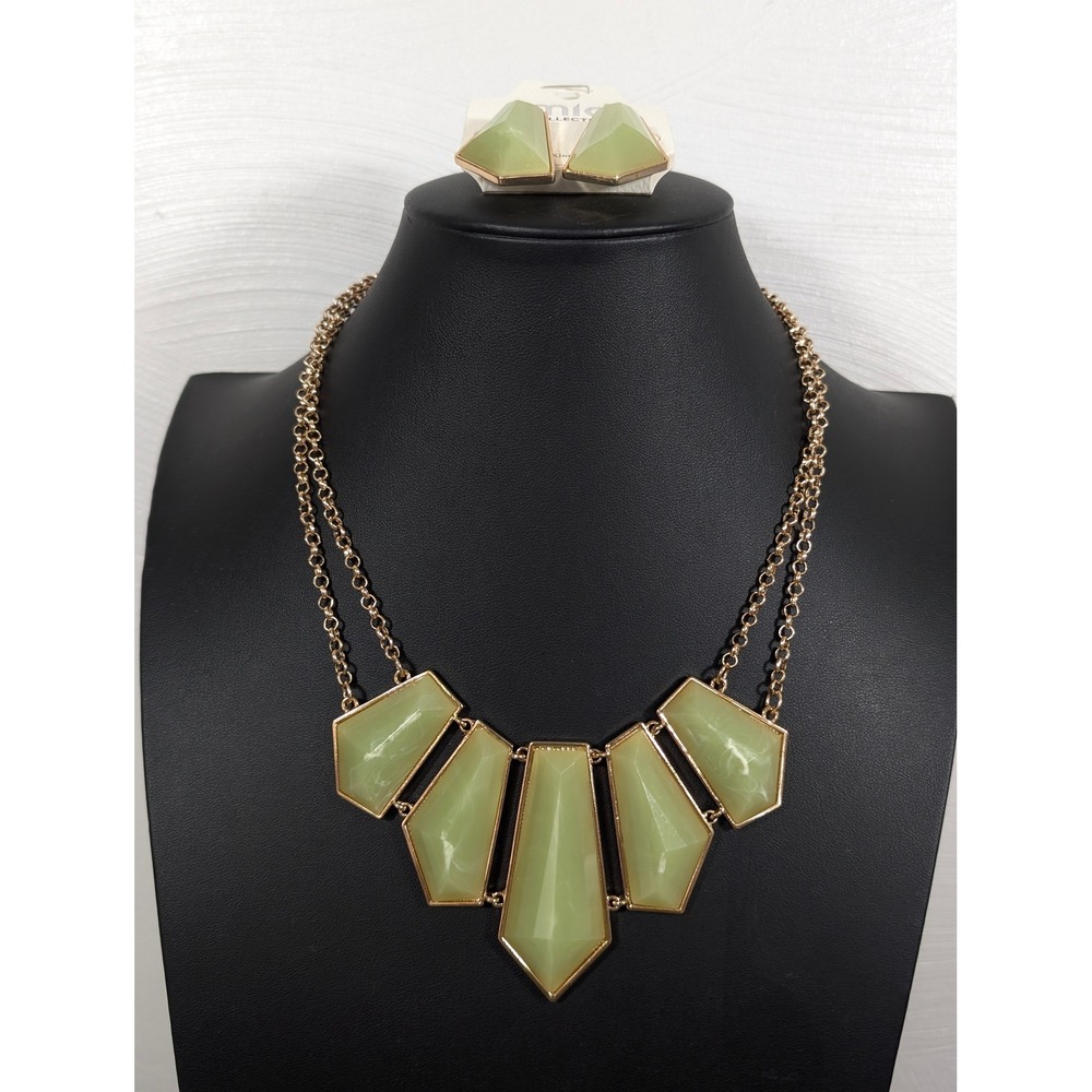 MIA Collection Green Faceted Geometric Acrylic Statement Necklace Earrings Set